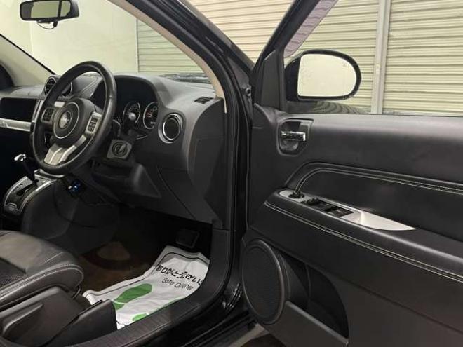 コンパスノース 4WD　ワンオーナー　クルコン　バックカメラ 正規輸入車 2400