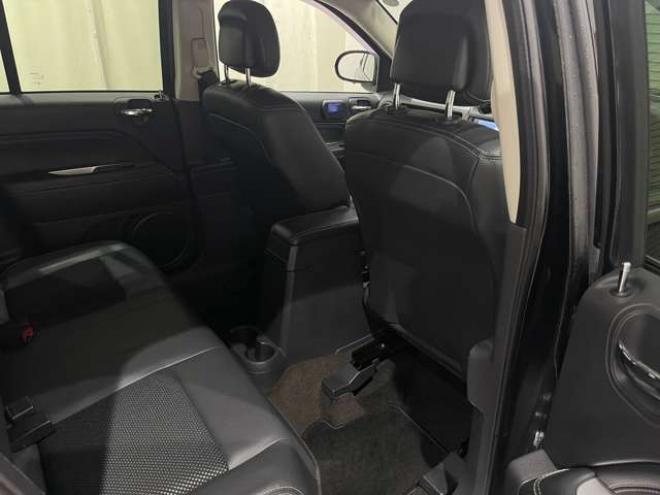 コンパスノース 4WD　ワンオーナー　クルコン　バックカメラ 正規輸入車 2400