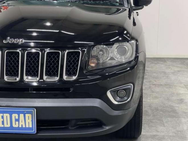コンパスノース 4WD　ワンオーナー　クルコン　バックカメラ 正規輸入車 2400