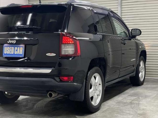 コンパスノース 4WD　ワンオーナー　クルコン　バックカメラ 正規輸入車 2400