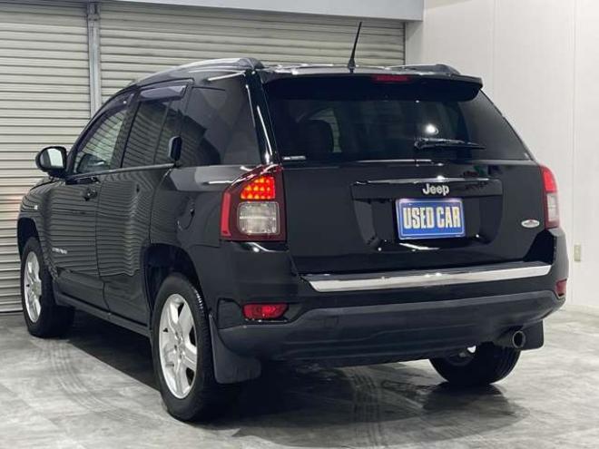 コンパスノース 4WD　ワンオーナー　クルコン　バックカメラ 正規輸入車 2400