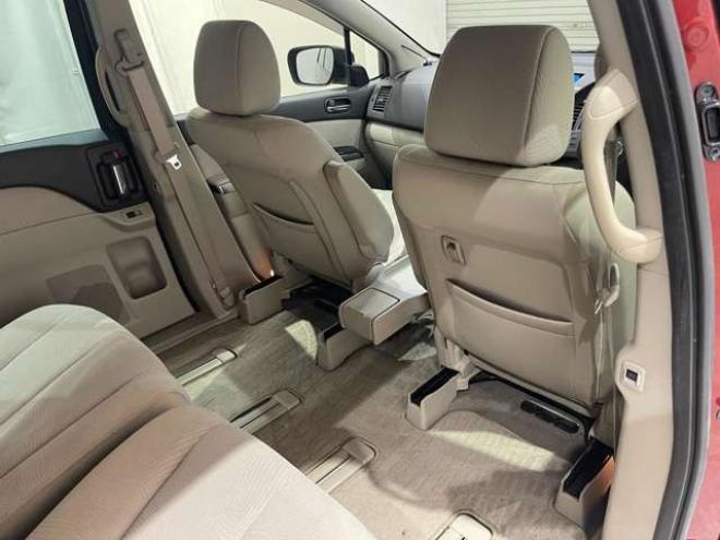 MPV2.3 23C　両側電動ドア　HDDナビ　バックカメラ 2WD 2300