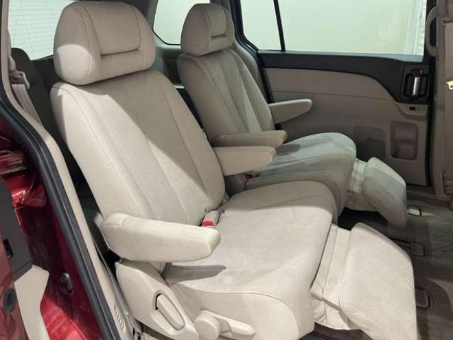 MPV2.3 23C　両側電動ドア　HDDナビ　バックカメラ 2WD 2300