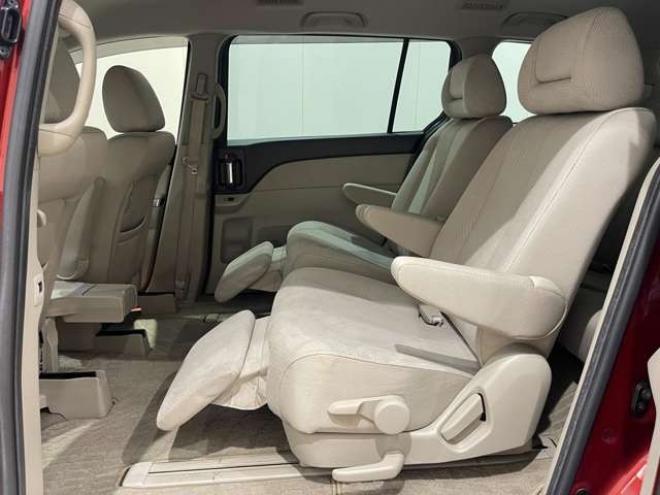 MPV2.3 23C　両側電動ドア　HDDナビ　バックカメラ 2WD 2300