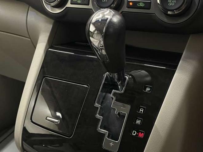 MPV2.3 23C　両側電動ドア　HDDナビ　バックカメラ 2WD 2300