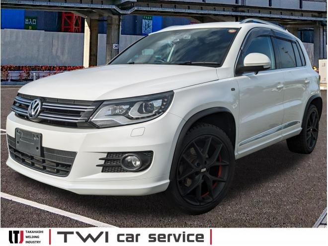 ティグアン2.0TSI＿Rライン４モーション 4WD 2000 5Dr