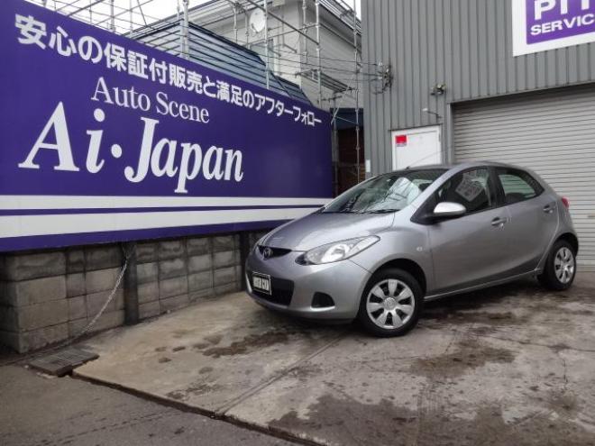 デミオ 13C　修復歴なし　ＴＶナビ付き　車検R8年６月！4WD 1300 5Dr