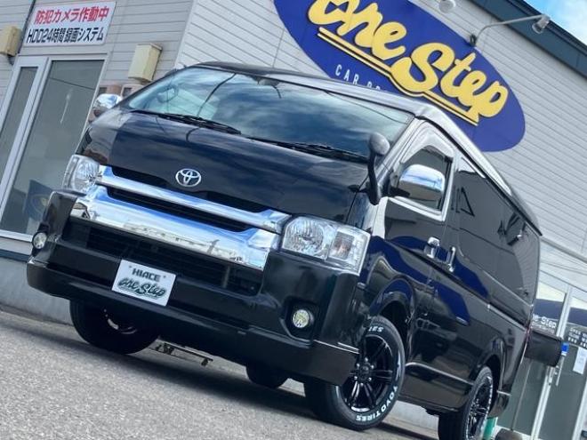 ハイエースワゴン ＧＬ　ワゴンＧＬ４ＷＤ４型フェイス３ナンバー１０人乗りパワースライドドア付き４１５コブラクリーンルックＦスポ４１５バッドラッカー１６インチブラックレザー調シートカバー 4WD 2700 4Dr