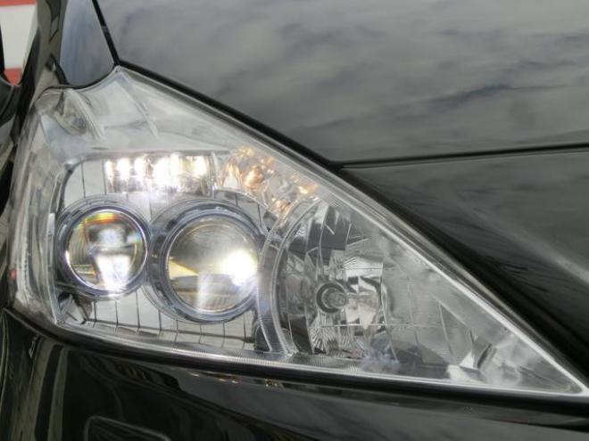 プリウスαＳ　１８インチＡＷ新品　純正ナビ　ＴＶ　Ｂモニター　ＥＴＣ 2WD 1800 5Dr