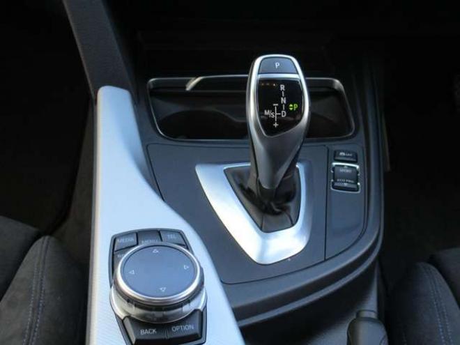 BMW3シリーズ 320i xドライブ Mスポーツ 4WD　 正規輸入車 2000