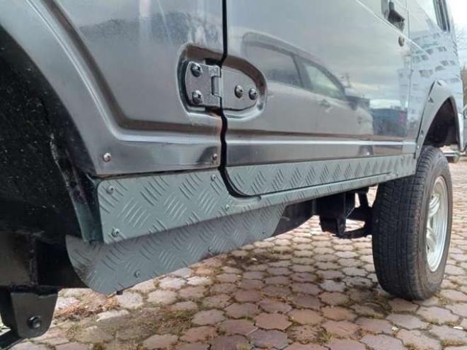 ジムニーワイルドウインド リミテッド 4WD　リフトアップ　社外バンパー　改公認 660