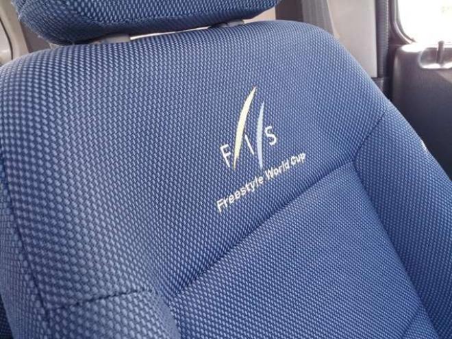 ジムニーFIS フリースタイル ワールドカップリミテッド 4WD　ターボ　シートヒーター 特別仕様 キャリア 660