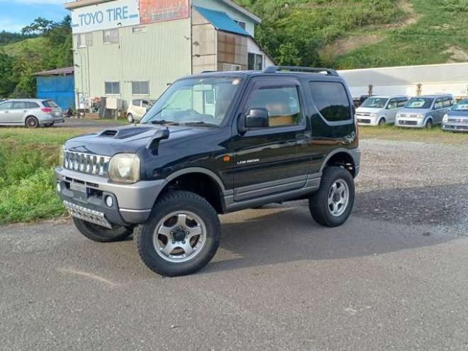 ジムニーランドベンチャー 4WD　特別仕様車 リフトアップ メッキグリル 660