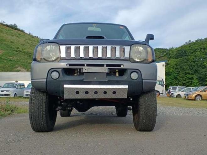 ジムニーランドベンチャー 4WD　特別仕様車 リフトアップ メッキグリル 660
