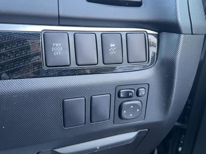 エスティマアエラス 4WD 2400 5Dr