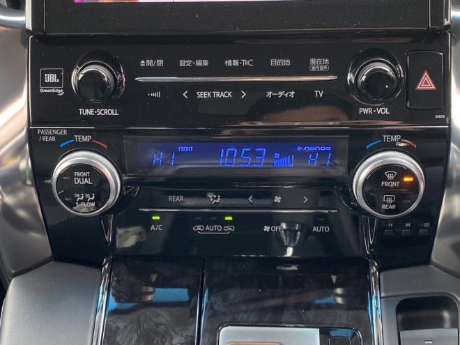 アルファードハイブリッドSRCパッケージ 4WD 2500 5Dr