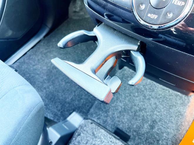 エスティマ2.4アエラス 4WD　ローンが不安な方＜優遇ローン＞　1年保証付　本州仕入　社外オーディオ　バックカメラ　