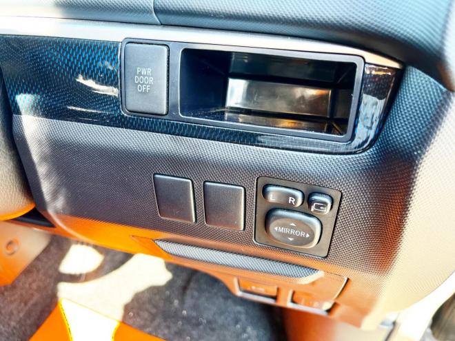 エスティマ2.4アエラス 4WD　ローンが不安な方＜優遇ローン＞　1年保証付　本州仕入　社外オーディオ　バックカメラ　