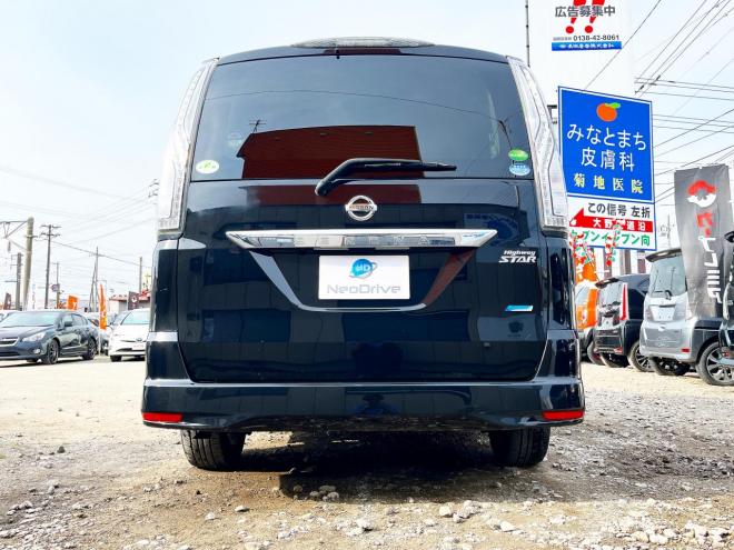 セレナ2.0HスターVセレクション+Safety 4WD　ローンが不安な方＜優遇ローン＞１年保証　本州仕入　寒冷地 純正ナビ　カメラ　HID　