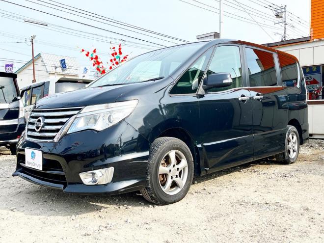 セレナ2.0HスターVセレクション+Safety 4WD　ローンが不安な方＜優遇ローン＞１年保証　本州仕入　寒冷地 純正ナビ　カメラ　HID　