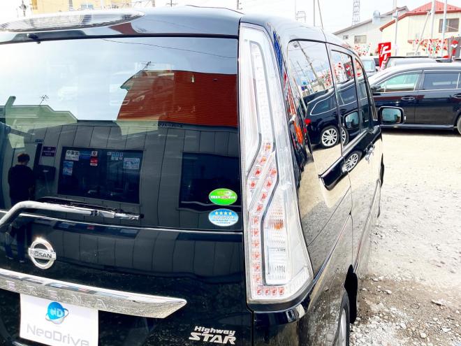 セレナ2.0HスターVセレクション+Safety 4WD　ローンが不安な方＜優遇ローン＞１年保証　本州仕入　寒冷地 純正ナビ　カメラ　HID　