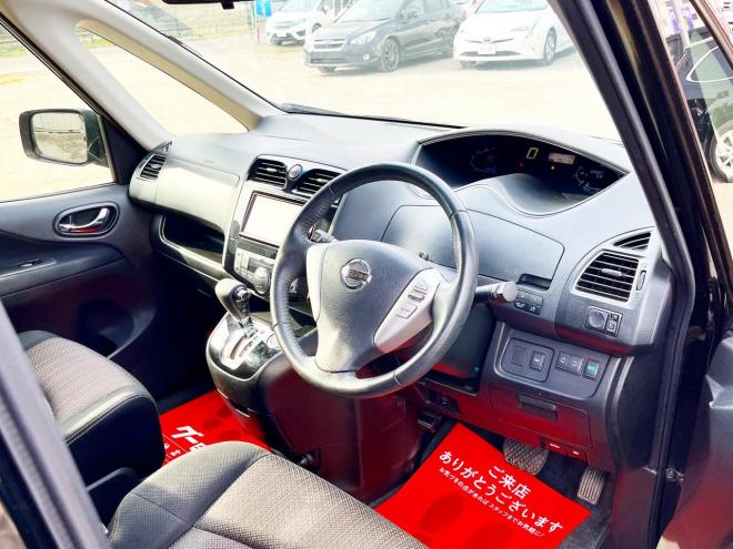セレナ2.0HスターVセレクション+Safety 4WD　ローンが不安な方＜優遇ローン＞１年保証　本州仕入　寒冷地 純正ナビ　カメラ　HID　