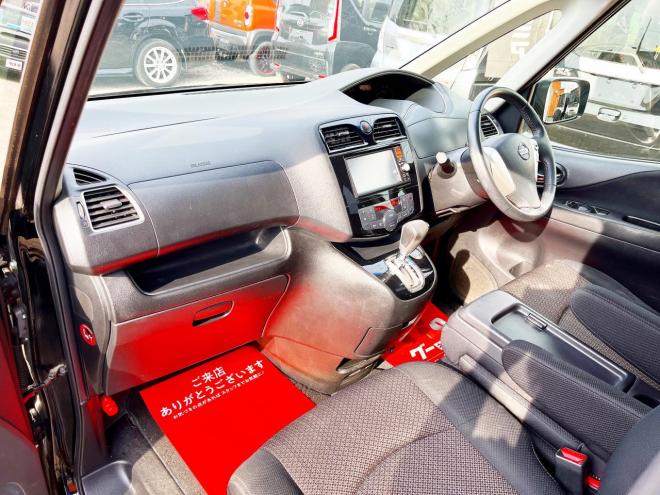 セレナ2.0HスターVセレクション+Safety 4WD　ローンが不安な方＜優遇ローン＞１年保証　本州仕入　寒冷地 純正ナビ　カメラ　HID　