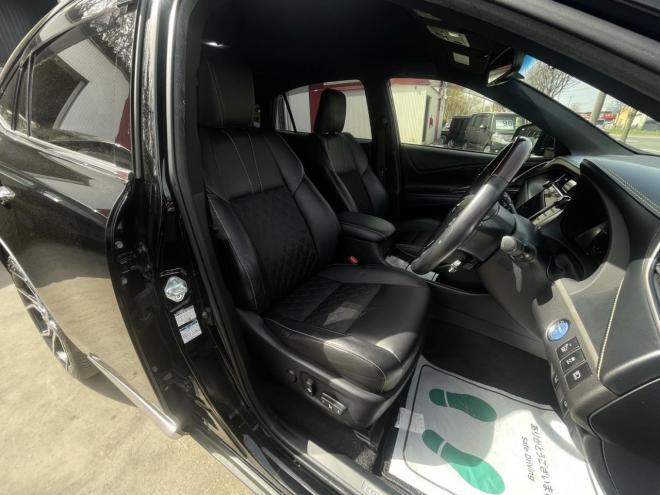 ハリアーハイブリッドプレミアムアドバンスパッケージ 4WD 2500 5Dr