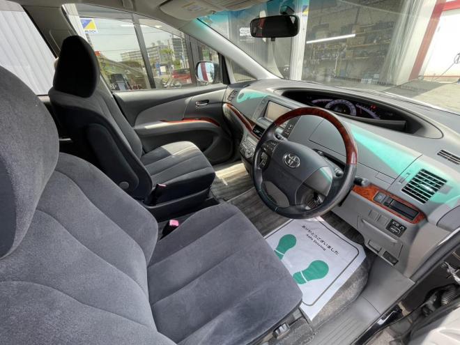 エスティマ2.4アエラスGエディション 4WD 2400 5Dr