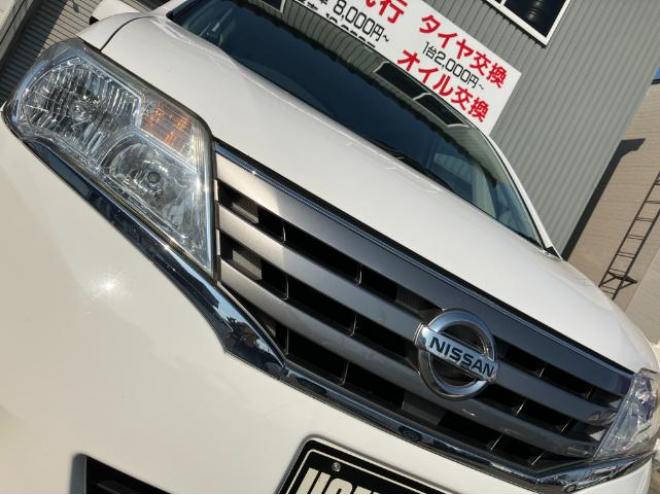 セレナワゴン20X　修復歴なし　外装サビ無し　ナビ付き　車検2年満タン！ 4WD 2000 5Dr