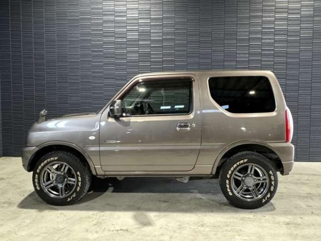 ジムニークロスアドベンチャー 4WD　本州仕入　9型　地デジ　ナビ 660