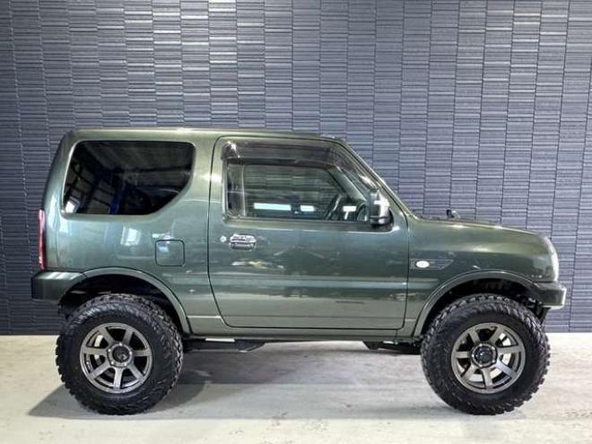 ジムニーランドベンチャー 4WD　本州仕入　リフトアップ　16インチAW 660