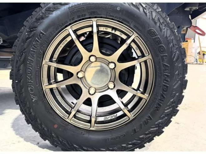 ジムニーランドベンチャー 4WD　10型　本州仕入　タニグチリフトアップ 660
