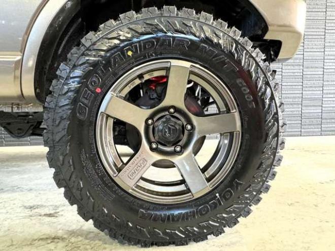 ジムニークロスアドベンチャー 4WD　本州仕入　新品リフトアップ　新品16AW 660
