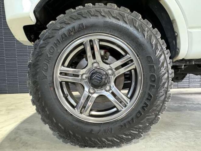ジムニーランドベンチャー 4WD　本州仕入　リフトアップ 660