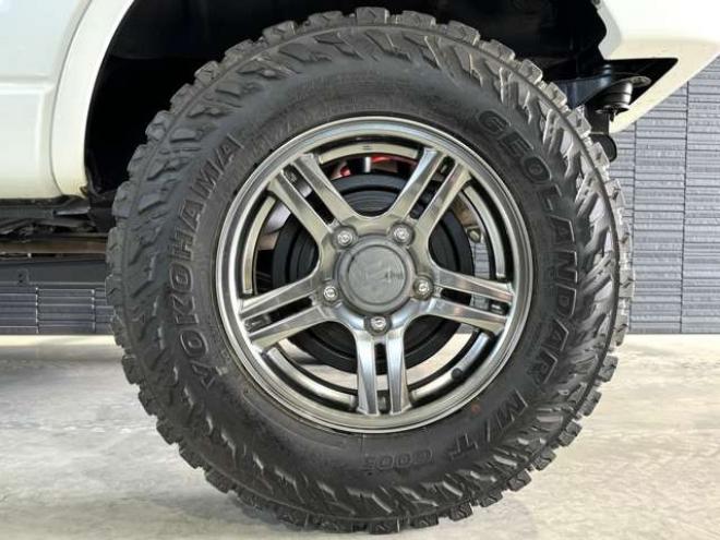 ジムニーランドベンチャー 4WD　本州仕入　リフトアップ 660