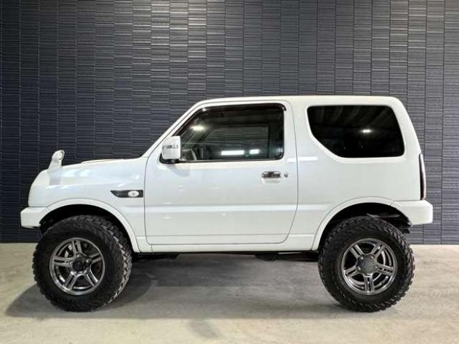 ジムニーランドベンチャー 4WD　本州仕入　リフトアップ 660