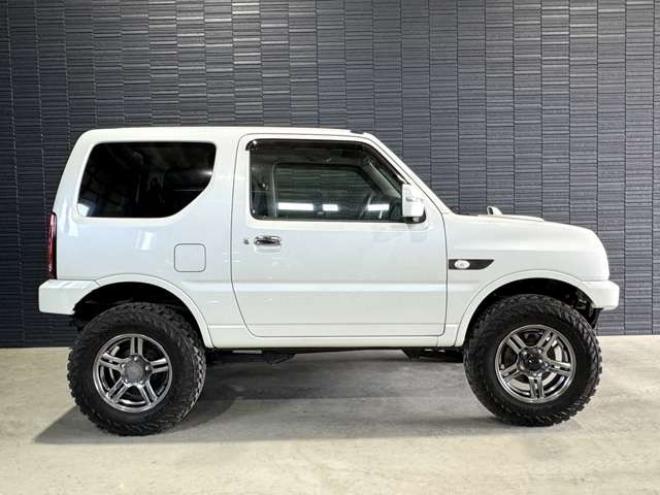 ジムニーランドベンチャー 4WD　本州仕入　リフトアップ 660