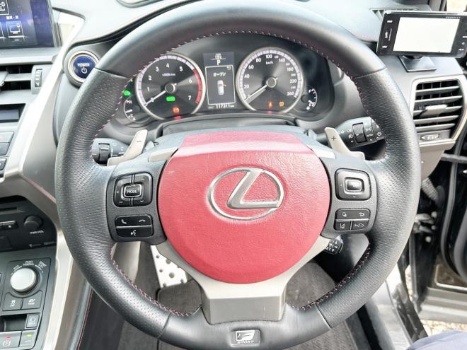 レクサスNX　300h Fスポーツ 4WD　ローンが不安な方＜優遇ローン＞　本州仕入　ナビTV　サンルーフ　本革シート 4WD