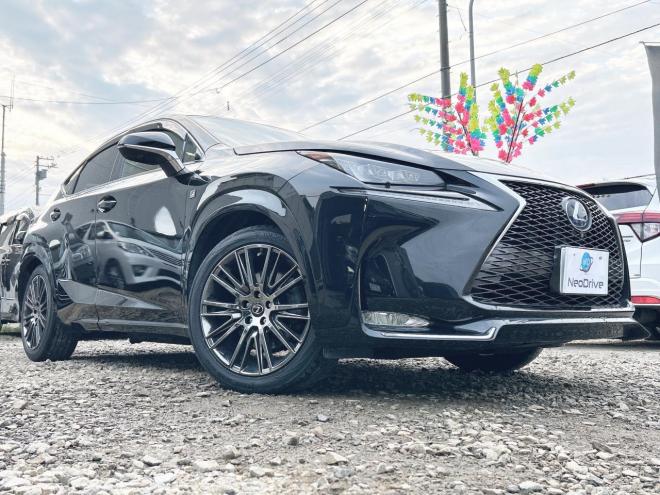 レクサスNX　300h Fスポーツ 4WD　ローンが不安な方＜優遇ローン＞　本州仕入　ナビTV　サンルーフ　本革シート 4WD