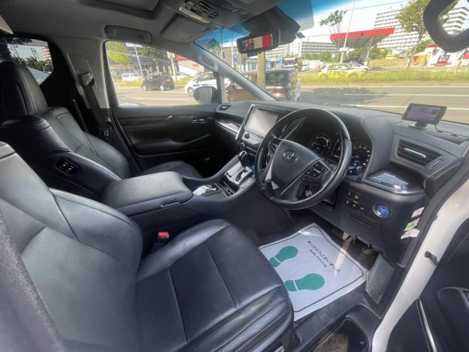 アルファードハイブリッドSRCパッケージ 4WD 2500 5Dr
