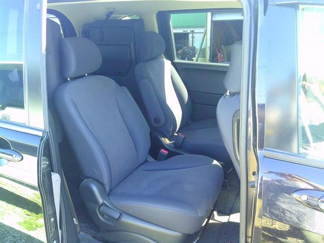 フリードGエアロパッケージ 4WD 1500 5Dr