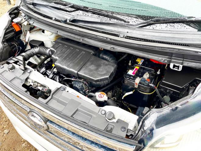 デイズルークス660ハイウェイスターX 4WD　ローンが不安な方＜優遇ローン＞1年保証付　本州仕入　寒冷地　純正ナビ