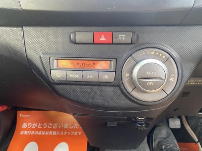 ルクラ（特別価格車）Rリミテッド 4WD 660 5Dr