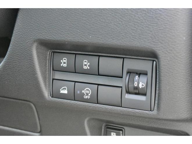 デリカミニＴプレミアム　４ＷＤ　届出済未使用車　前後デリカエンブレム　両側電動スライドドア　シート／ステアリングヒーター　全周囲カメラ