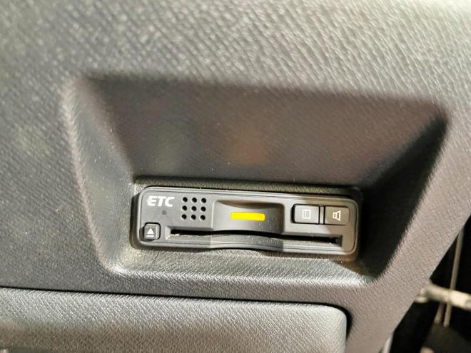 ステップワゴン2.0スパーダZクールスピリット 4WD 5年保証 両側パワスラ スマキー ナビTV Bカメ ETC 寒冷地仕様 禁煙 車検整備2年付