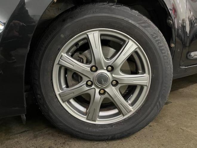 カローラルミオン１．８Ｓ　禁煙車　ＷＡＫＯＳバリアスコーティング済　社外１５インチＡＷ　スタッドレスタイヤ付　純正ナビ（ワンセグ地デジ　Ｂｌｕｅｔｏｏｔｈ対応）＋バックカメラ　前後ドライブレコーダー　エンジンスターター　ＨＩＤヘッドライト　フロントガラス熱線　横滑り防止装置 4WD 1800 5Dr