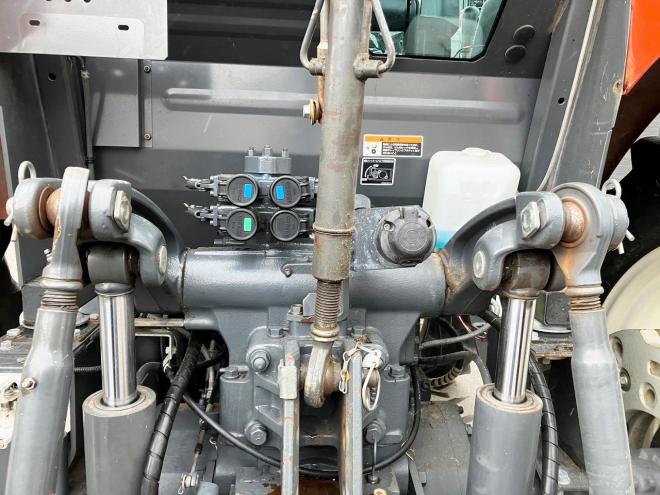 トラクタークボタ　中古　M110G
