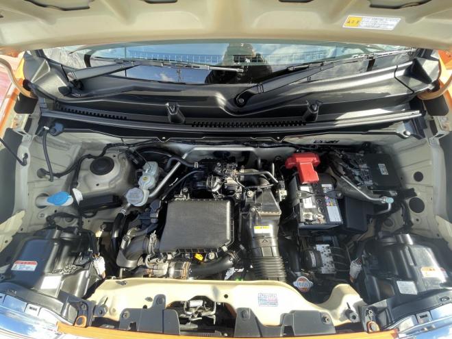 ハスラーHUSTLER  4WD XーTURBO 寒冷地仕様　検2付　レーダーブレーキメモリー地デジナビバックカメラスマートキー人気のツートンシートミラーヒーターハンドルコントロールUSB付アリドリングストップetc 4WD 660 5Dr