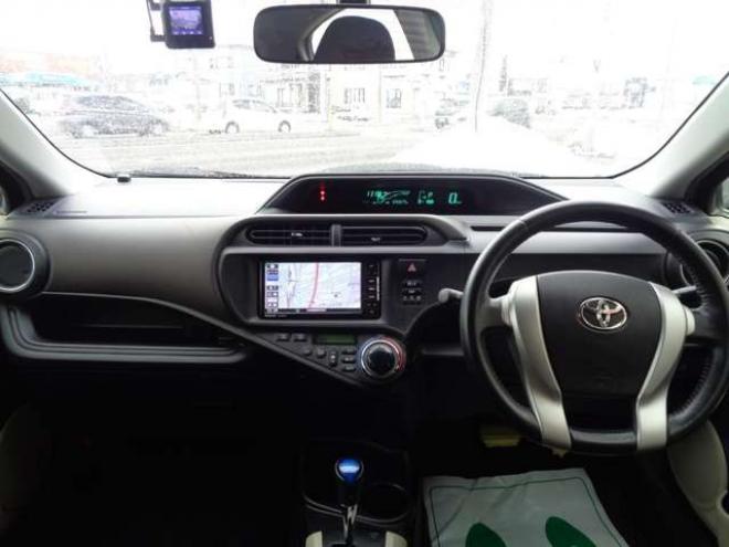 アクア1.5 G　ワンオーナー　プッシュスタート 2WD 1500